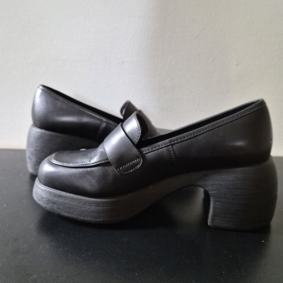 Camper Shoes - Camper Women's Black Platform Loafers